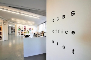 Installation View ›Office Riot‹ with works by Drew Beattie & Ben Shepard @ Lachenmann Art Konstanz